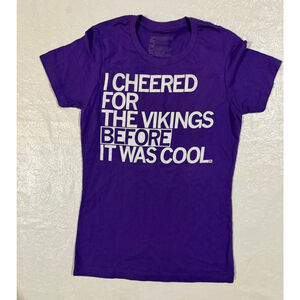 Raygun Vikings Graphic Tee Purple Women’s Small Football Shirt